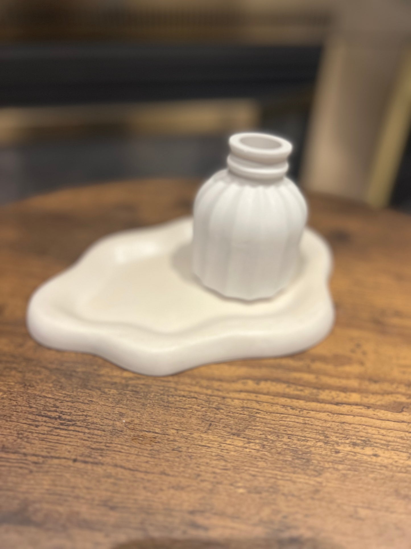 Oval Cloud Tray