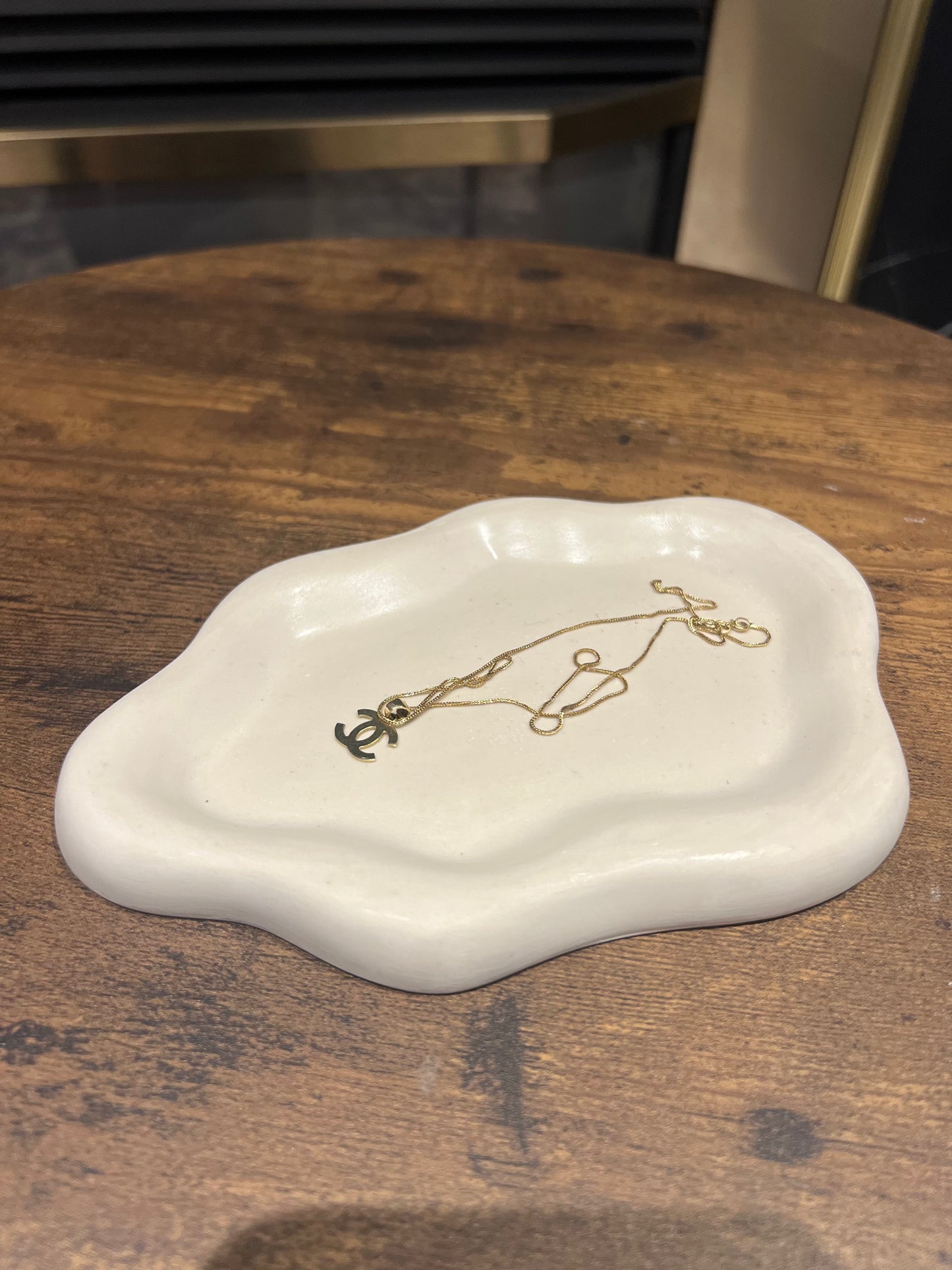 Oval Cloud Tray