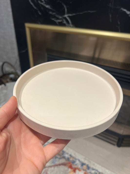Round tray